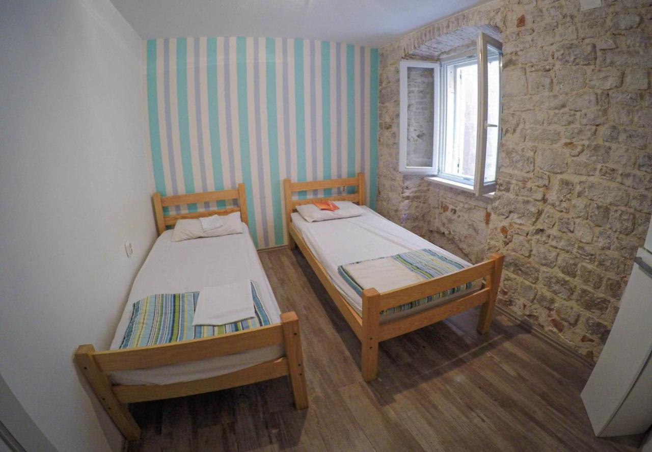 Fiesta Siesta Social Hostel Split Ngoại thất bức ảnh