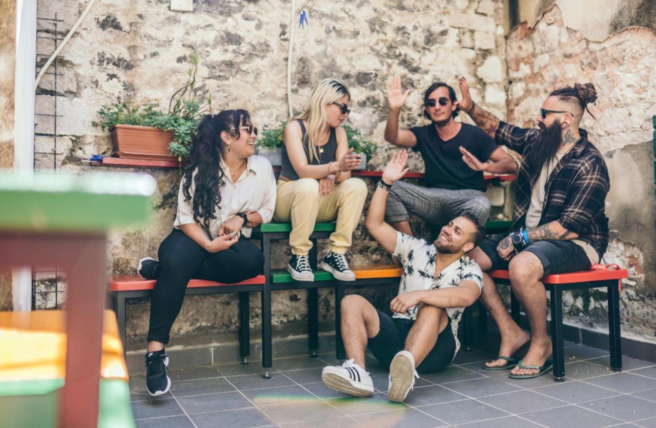 Fiesta Siesta Social Hostel Split Ngoại thất bức ảnh
